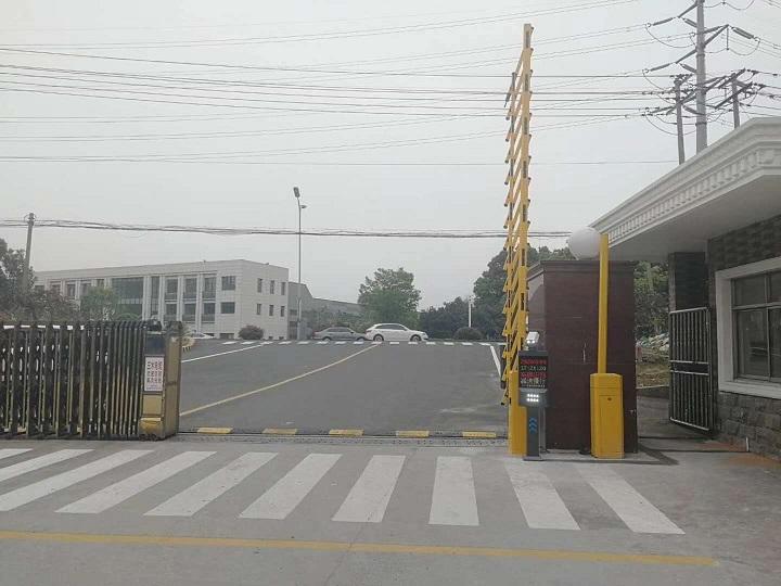工廠車牌識別系統(tǒng)率低怎么解決？